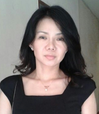 real estate negotiator Agnes Pang photo