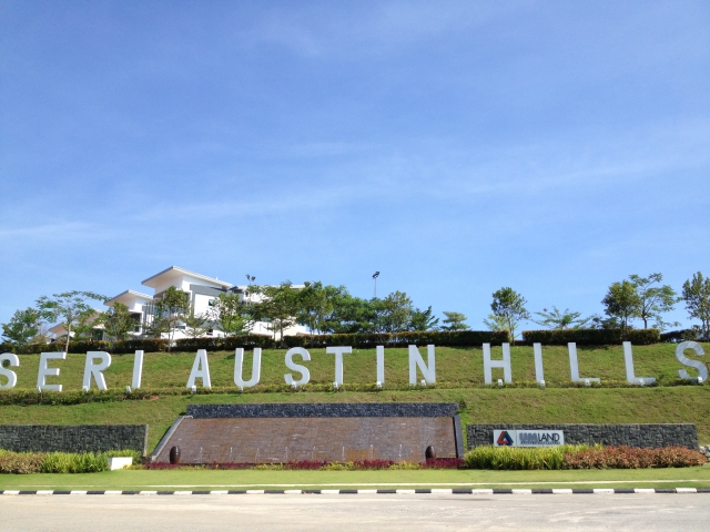 taman seri austin double storey corner house Photo 6