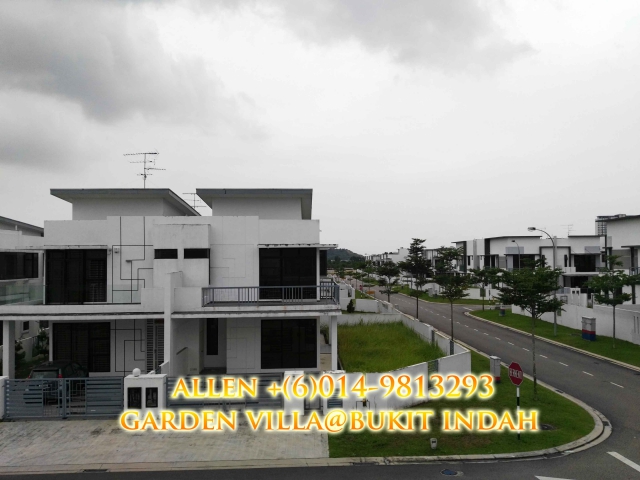 garden villa cluster corner at taman bukit indah for rent Photo 1