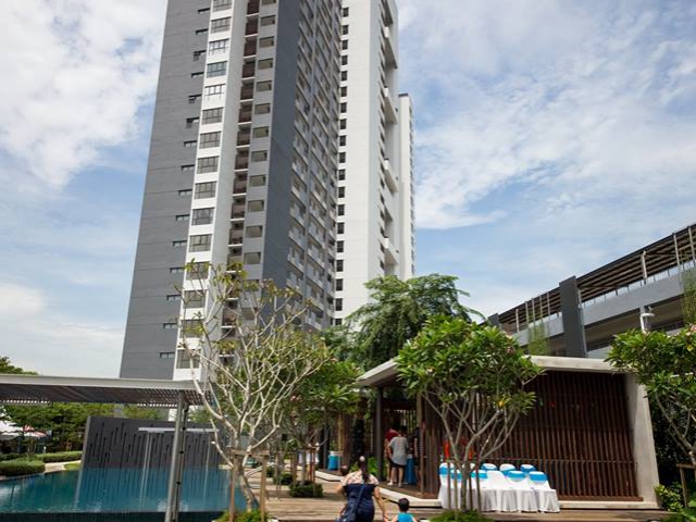  the wateredge apartments @ senibong cove Photo 6