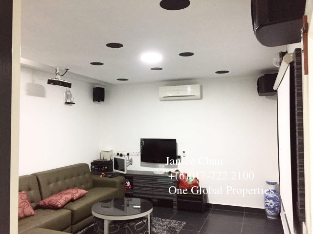 taman seri austin double storey corner house Photo 6