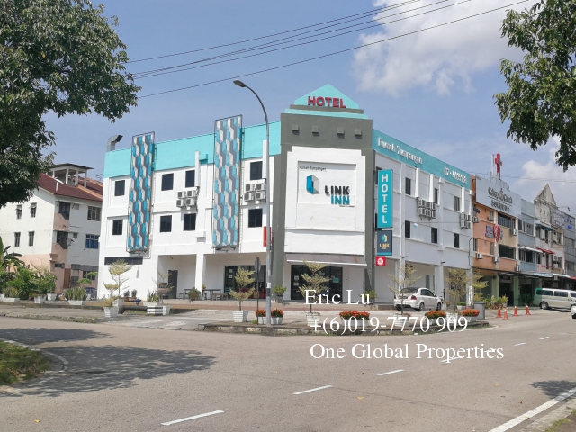 skudai bsj 2 sty corner house rm1500 Photo 6