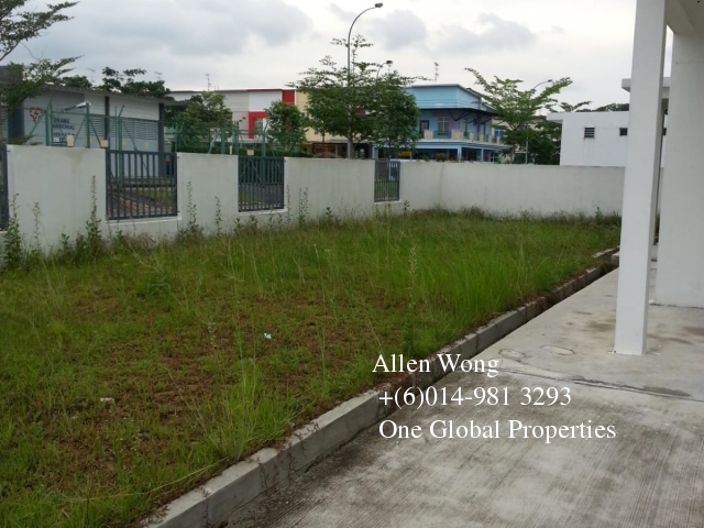 bukit indah corner house for sale Photo 1