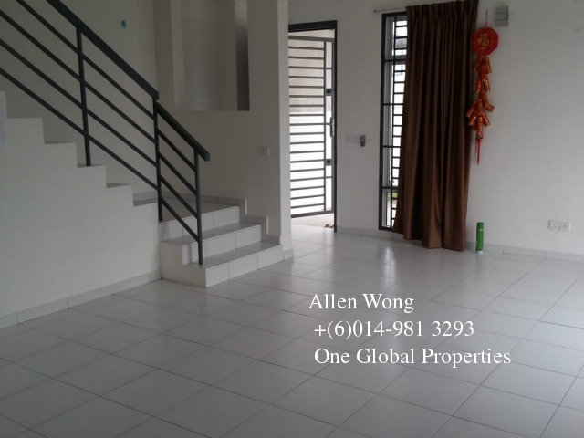 bukit indah corner house for sale Photo 3