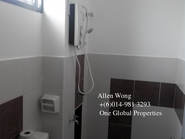 bukit indah house for rent (gated and guarded) Photo 3