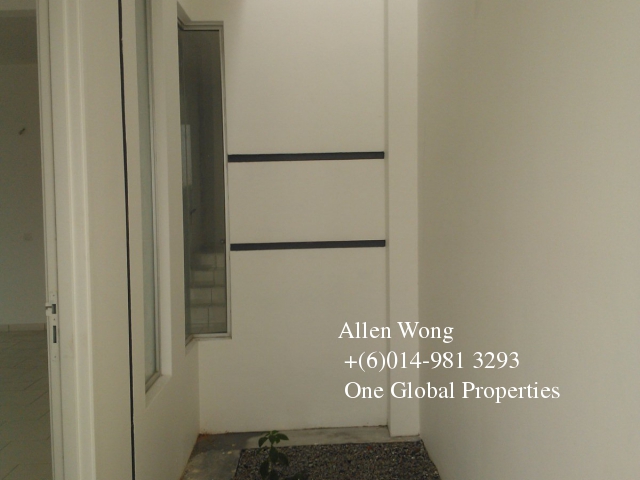bukit indah house for rent (gated and guarded) Photo 4