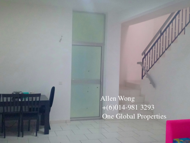 bukit indah house for rent (gated and guarded) Photo 6